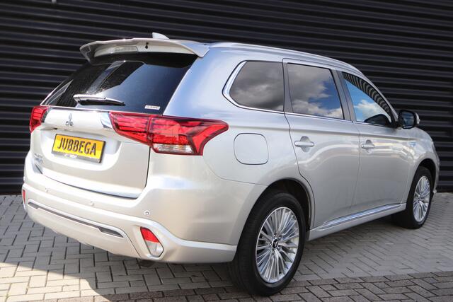 Mitsubishi OUTLANDER 2.4 PHEV Instyle Opendak, Leder, 1e eigenaar, Dealer O.H.