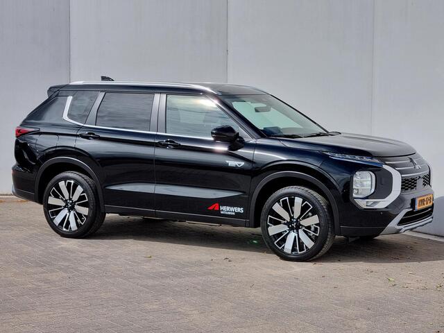 Mitsubishi OUTLANDER 2.4 PHEV First Edition / Elektrische Range 86 KM WLTP / Trekhaak 1600KG Trekgewicht / 8 Jaar Fabrieksgarantie