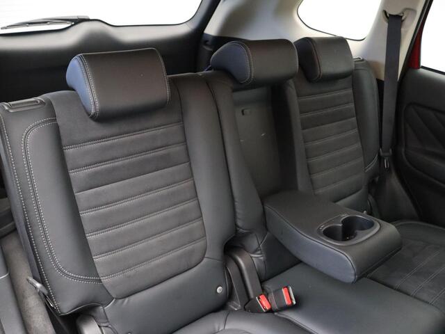 Mitsubishi OUTLANDER 2.4 PHEV Pure | Trekhaak | Airco | Achteruitrij camera | Half leder |