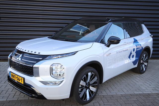 Mitsubishi OUTLANDER 2.4 PHEV Instyle+ Veel accessoires, Zwart dak, Massage stoelen, Bruin interieur