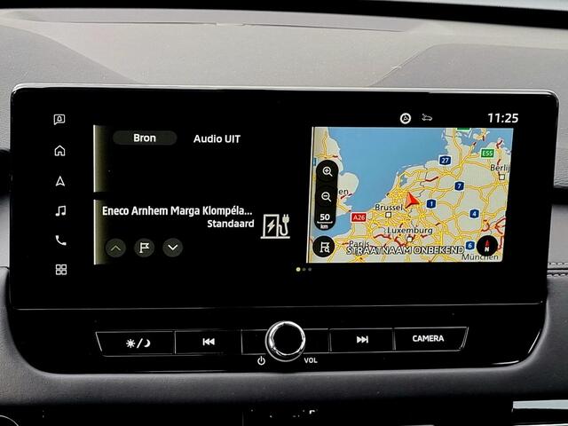 Mitsubishi OUTLANDER 2.4 PHEV Pure / ¤4000,- Voordeel Op Nieuwprijs / Nieuw Model 2025 / Elektrische Range 86 KM WLTP / 1600KG Trekgewicht / 8 Jaar Fabrieksgarantie