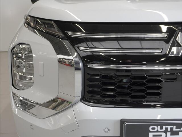 Mitsubishi OUTLANDER 2.4 PHEV Instyle | Uit voorraad leverbaar | Full options | 8 jaar garantie | Boostactie ¤1.000 korting