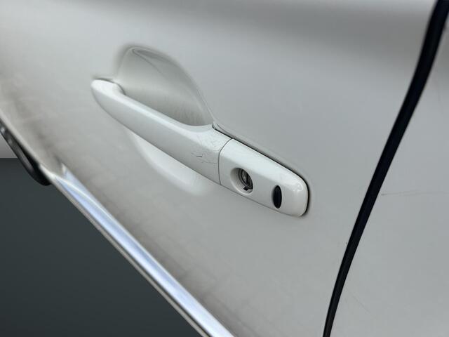 Mitsubishi OUTLANDER 2.4 PHEV Pure+