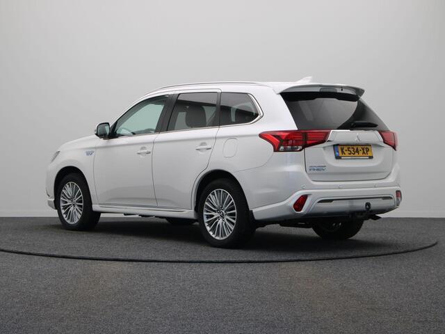 Mitsubishi OUTLANDER 2.4 PHEV Intense+ | Stoel & Stuur verwarming | Open dak | Trekhaak |