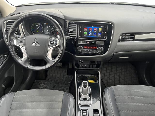 Mitsubishi OUTLANDER 2.4 PHEV Automaat Intense / 1500 kg trekgewicht / Plug-in / Keyless / Apple carplay & Android auto / Climate control / Cruise control