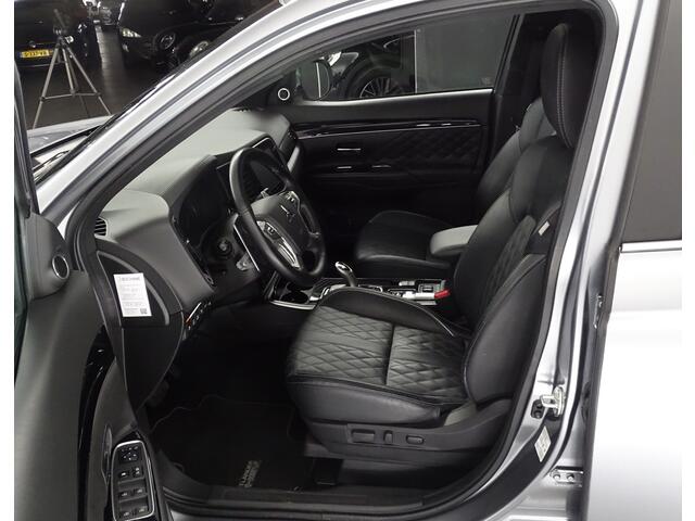 Mitsubishi OUTLANDER 2.4 PHEV Instyle Leder Schuifdak 1e Eig. NL auto ACC, Trekhaak, Privacy glas, keyless entry en start, leder bekleding, powersound syst, elec verstelbare stoel, stuurverw, park ass, 360 camera, cruisecamera achter, schakel paddles