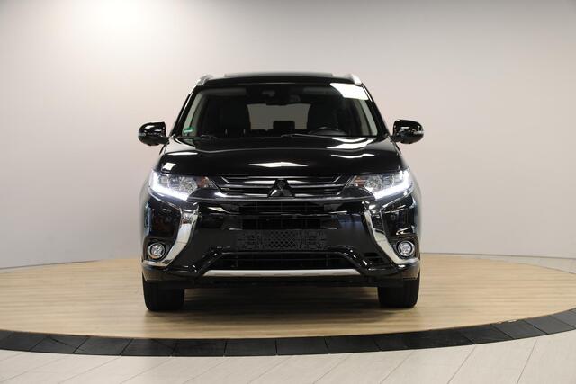 Mitsubishi OUTLANDER 2.0 PHEV instyle+ | Schuif- opendak | Leer | Cruise