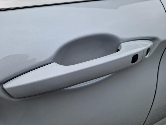 Mitsubishi OUTLANDER 2.4 PHEV First Ed. | Head up | Elek. Achterklep | Stuur/stoelve