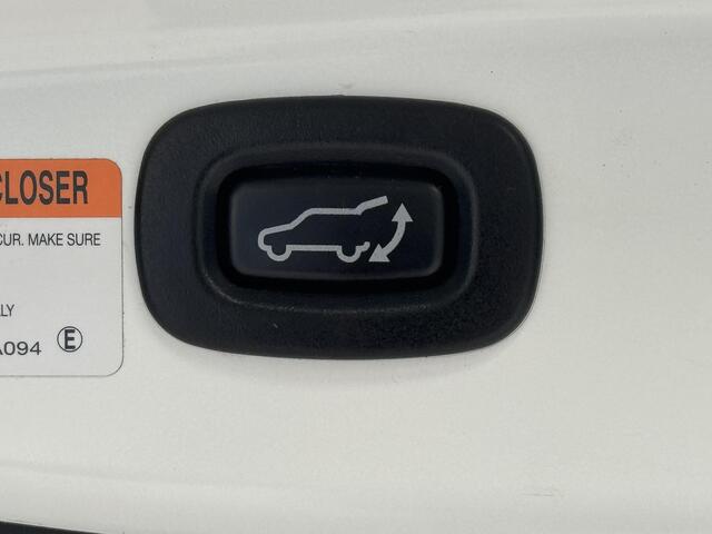 Mitsubishi OUTLANDER 2.4 PHEV Instyle | Navigatie | 360 Camera | Stoelverwarming | Trekhaak |