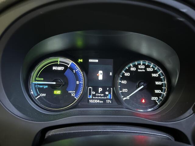 Mitsubishi OUTLANDER 2.4 PHEV Instyle | Apple Carplay/Android Auto | Trekhaak | Leder