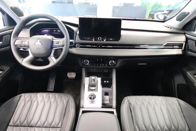 Mitsubishi OUTLANDER 2.4 PHEV Instyle Rijklaarprijs nu ¤ 58.390,- Nieuw! Uit voorraad leverbaar & tijdelijk ¤ 4.000,- korting!