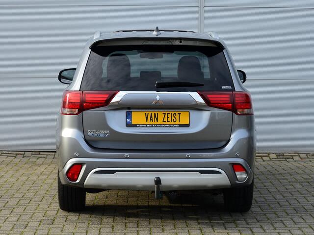 Mitsubishi OUTLANDER PHEV 2.4 INSTYLE 4WD | PLUG IN HYBRID | V2G | FULL OPTIONS | SCHUIFDAK | ADAPTIEF CRUISE | TREKHAAK 1500KG | ALL IN RIJKLAARPRIJS