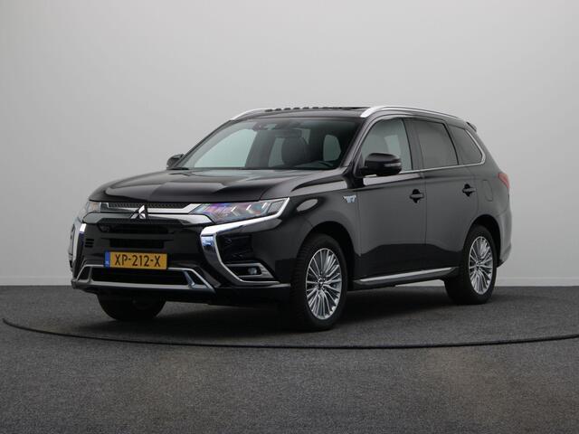 Mitsubishi OUTLANDER 2.4 PHEV Instyle | Lederen interieur | Trekhaak | Panoramadak |