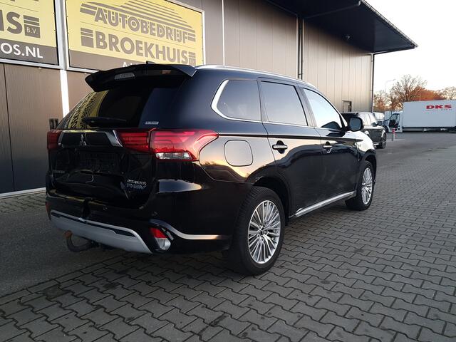 Mitsubishi OUTLANDER 2.4 PHEV Intense