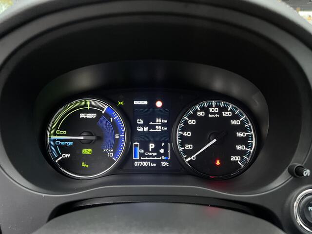 Mitsubishi OUTLANDER 2.4 PHEV Instyle | Leder | Navigatie | 360 camera