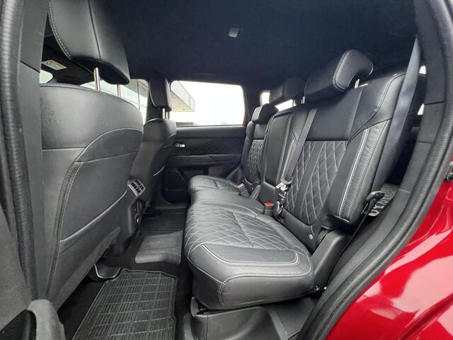 Mitsubishi OUTLANDER 2.4 PHEV Instyle | Leder | Navigatie | 360 camera