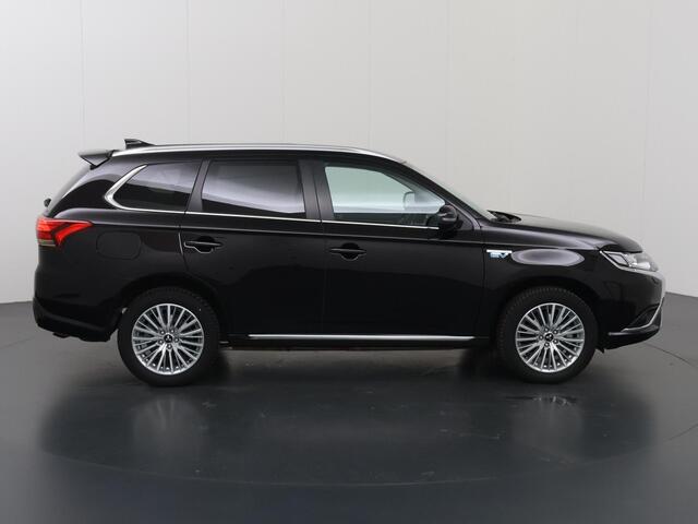 Mitsubishi OUTLANDER 2.4 PHEV Intense+ | Camera | Navigatie | Stoelverwarming | Cruise Control | Climate Control | DAB | Apple CarPlay/Android Auto |