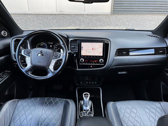 Mitsubishi OUTLANDER 2.4 PHEV 4WD*Instyle*Sunroof/Leder/Adaptive/360Cam/Carplay/Trekhaak