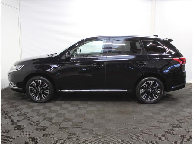 Mitsubishi OUTLANDER 2.4 PHEV Intense+ CAMERA | CARPLAY | CLIMATE | AFNTRHAAK | SCHUIFDAK | DAB | LMV18 | CRUISE | LED | STOELVERW
