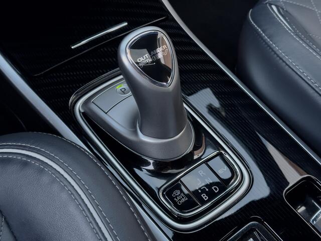Mitsubishi OUTLANDER 2.4 PHEV INSTYLE PANODAK DESIGNO-LEDER NAVI CAMERA APPLE-CARPLAY LED LMV PDC