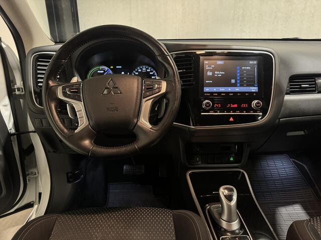 Mitsubishi OUTLANDER 2.4 PHEV Pure Aut. | carplay | trekhaak | climate-control |