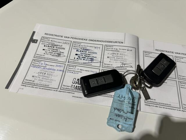 Mitsubishi OUTLANDER 2.4 PHEV Pure Aut. | carplay | trekhaak | climate-control |