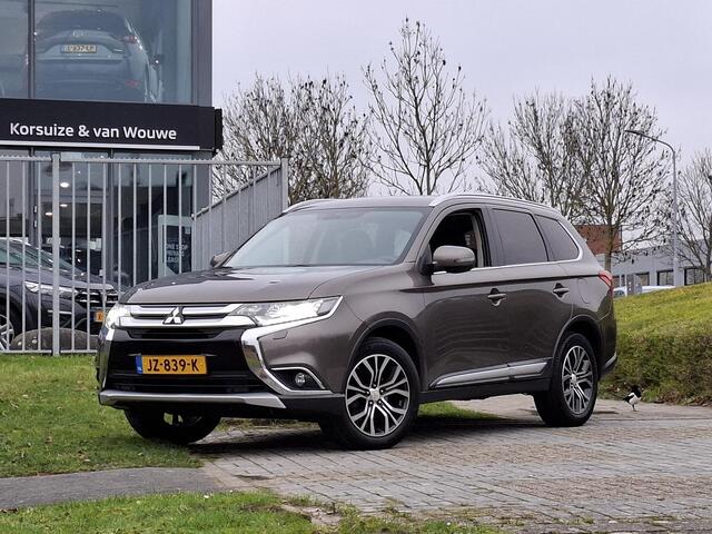 Mitsubishi OUTLANDER 2.0 Executive Edition 7-Persoons | Trekhaak 1600KG
