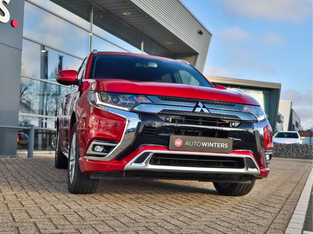 Mitsubishi OUTLANDER 2.4 PHEV Plug-In-Hybrid Instyle Leder | 360 Camera | Caplay & Android auto | Stuur- Stoelverwarming