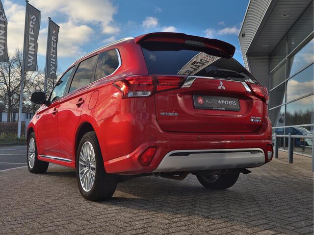 Mitsubishi OUTLANDER 2.4 PHEV Plug-In-Hybrid Instyle Leder | 360 Camera | Caplay & Android auto | Stuur- Stoelverwarming
