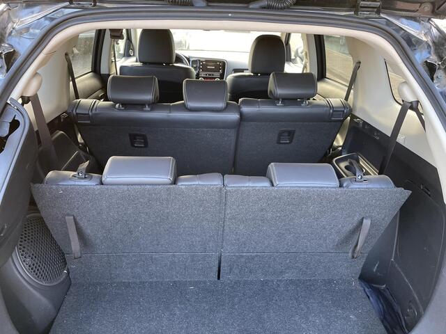 Mitsubishi OUTLANDER 2.0 2WD Limited+ | Trekhaak | Leder | Carplay/Android | 7 Persoons |