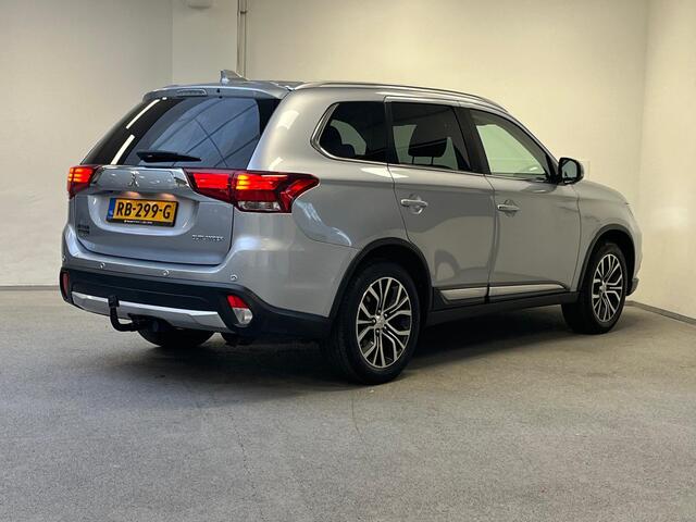 Mitsubishi OUTLANDER 2.0 Connect Pro | 1e-EIG. | TREKHAAK | CARPLAY | CAMERA | 1600 kg TREKGEWICHT!