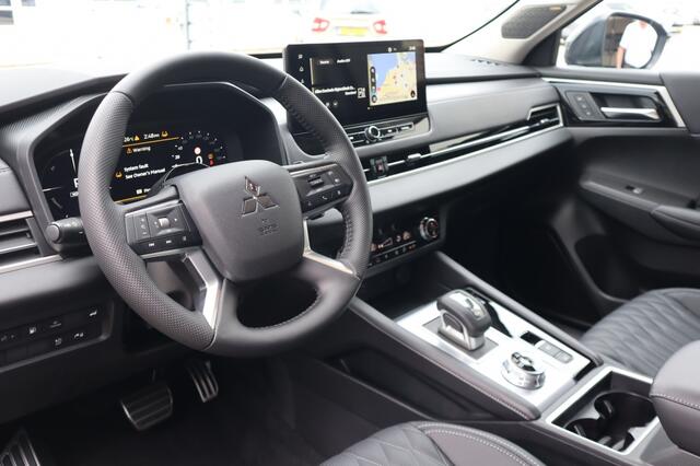 Mitsubishi OUTLANDER 2.4 PHEV Instyle