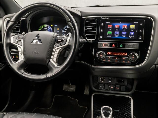 Mitsubishi OUTLANDER 2.4 PHEV Deluxe 225Pk Automaat (SCHUIFDAK, APPLE CARPLAY, 360 CAMERA, LEDER, ZWART HEMEL, ADAPTIVE CRUISE, GETINT GLAS, STOELVERWARMING, NIEUWE APK, NIEUWSTAAT)