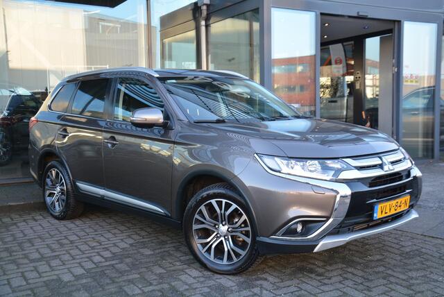 Mitsubishi OUTLANDER 2.2 DI-D Instyle 4WD | Grijs kenteken | Trekhaak