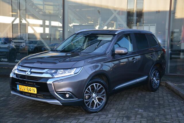 Mitsubishi OUTLANDER 2.2 DI-D Instyle 4WD | Grijs kenteken | Trekhaak