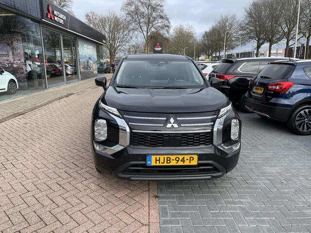 Mitsubishi OUTLANDER 2.4 PHEV Intense | Adaptieve Cruise Control | Navigatie | FABRIEKSGARANTIE TOT 03-2033!