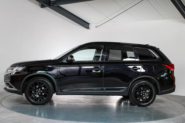 Mitsubishi OUTLANDER 2.0 2WD Instyle, 7-Persoons, Schuifkanteldak,