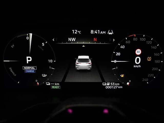 Mitsubishi OUTLANDER 2.4 PHEV First Edition | HUD | Elektrisch bedienbare achterklep | Stoel- en stuurverwarming |