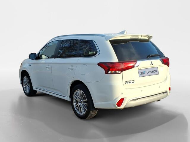 Mitsubishi OUTLANDER 2.4 PHEV Intense+ | NL-Auto | Eerste Eigenaar | Dealer Onderhouden | Garantie 2028 | Schuifkanteldak |