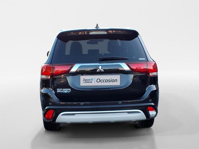 Mitsubishi OUTLANDER 2.4 PHEV Instyle | Leder | Schuifkanteldak | Eerste Eigenaar | 12 Maanden Bovag |