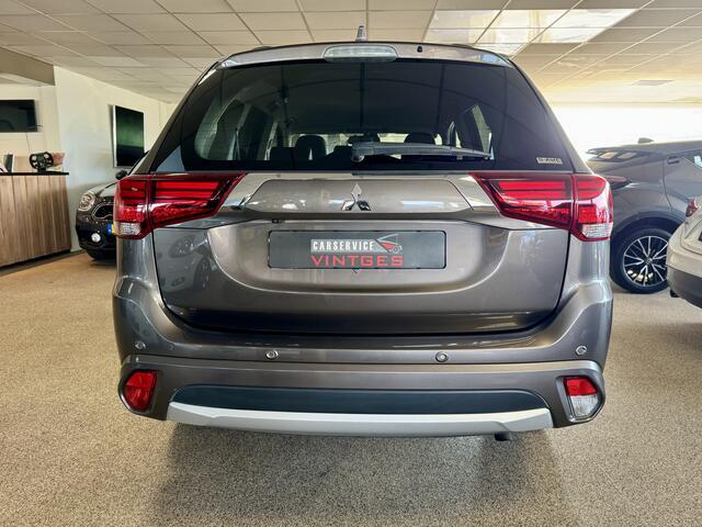 Mitsubishi OUTLANDER 2.0 PHEV Premium Leder, Trekhaak, Navi, Camera, PDC!