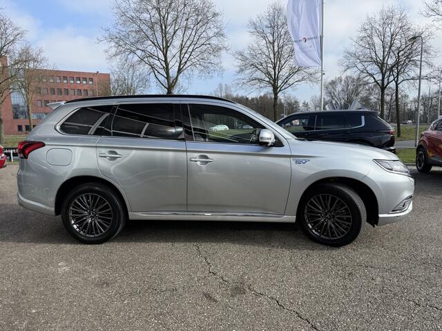 Mitsubishi OUTLANDER 2.4 PHEV S-Edition | Pano dak | Stoelverwarming | Elek. Achterkl