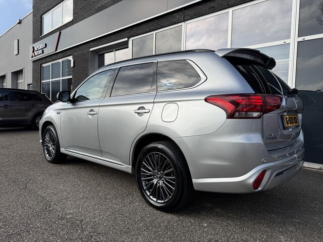 Mitsubishi OUTLANDER 2.4 PHEV S-Edition | Pano dak | Stoelverwarming | Elek. Achterkl