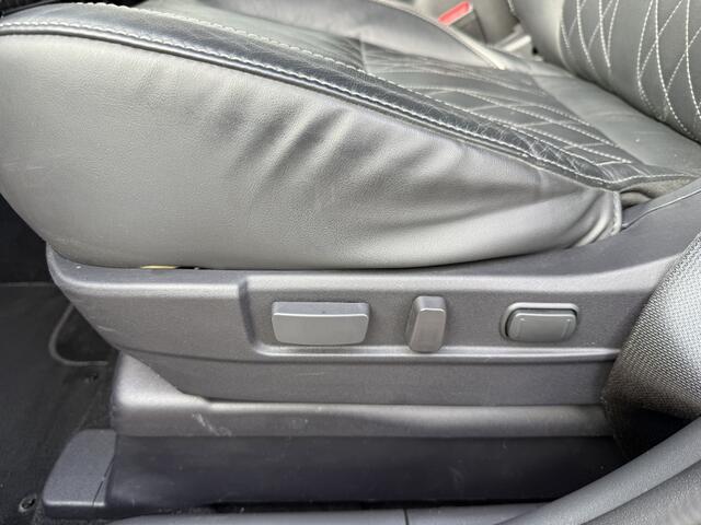 Mitsubishi OUTLANDER 2.4 PHEV S-Edition | Pano dak | Stoelverwarming | Elek. Achterkl