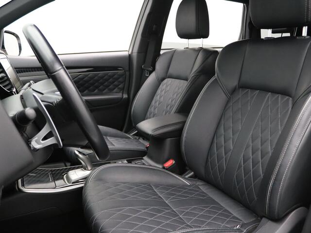 Mitsubishi OUTLANDER 2.4 PHEV Intense+ 225pk 360° Camera | Cruise | Parkeersens. v+a | Stoel-/stuurverw.