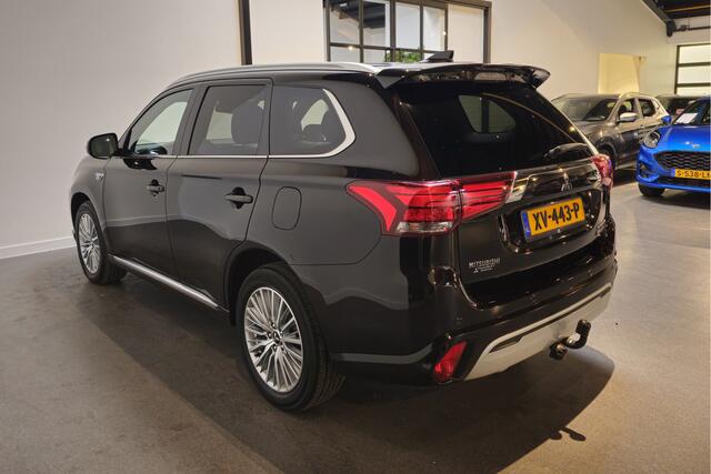 Mitsubishi OUTLANDER 2.4 PHEV Instyle - Stoel/Stuurverwarming - Trekhaak - Schuif/kanteldak - Apple Carplay/Android auto - Adaptive Cruise - Dodehoekdetectie - Premium Audio - Speciale lak