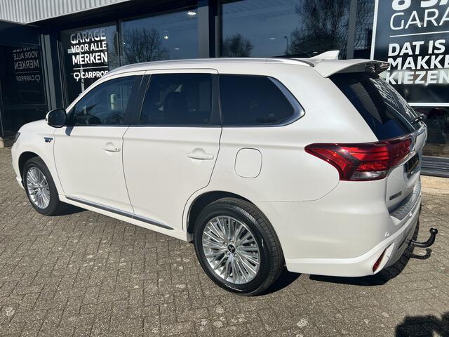 Mitsubishi OUTLANDER 2.4 PHEV Intense+