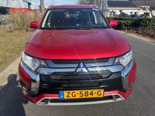 mitsubishi-outlander-2.4-phev-pure