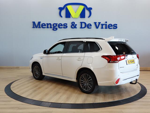 Mitsubishi OUTLANDER 2.4 PHEV S-Edition Airco ECC | Panorama | Trekhaak | Adaptive Cruise | Keyless | Leder | Stuur \ Stoelverwarming | Isofix | NAP