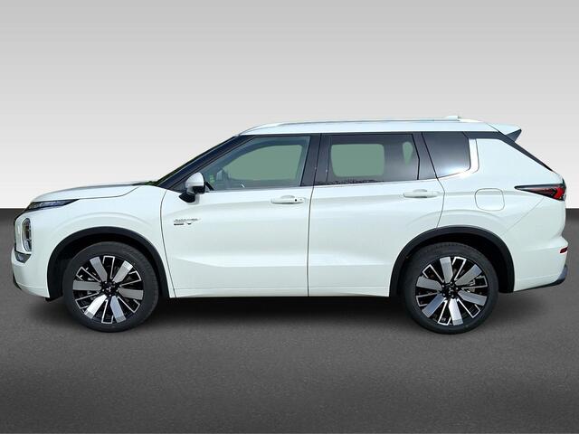 Mitsubishi OUTLANDER 2.4 PHEV Instyle+ Inclusief ¤4.000,- voordeel